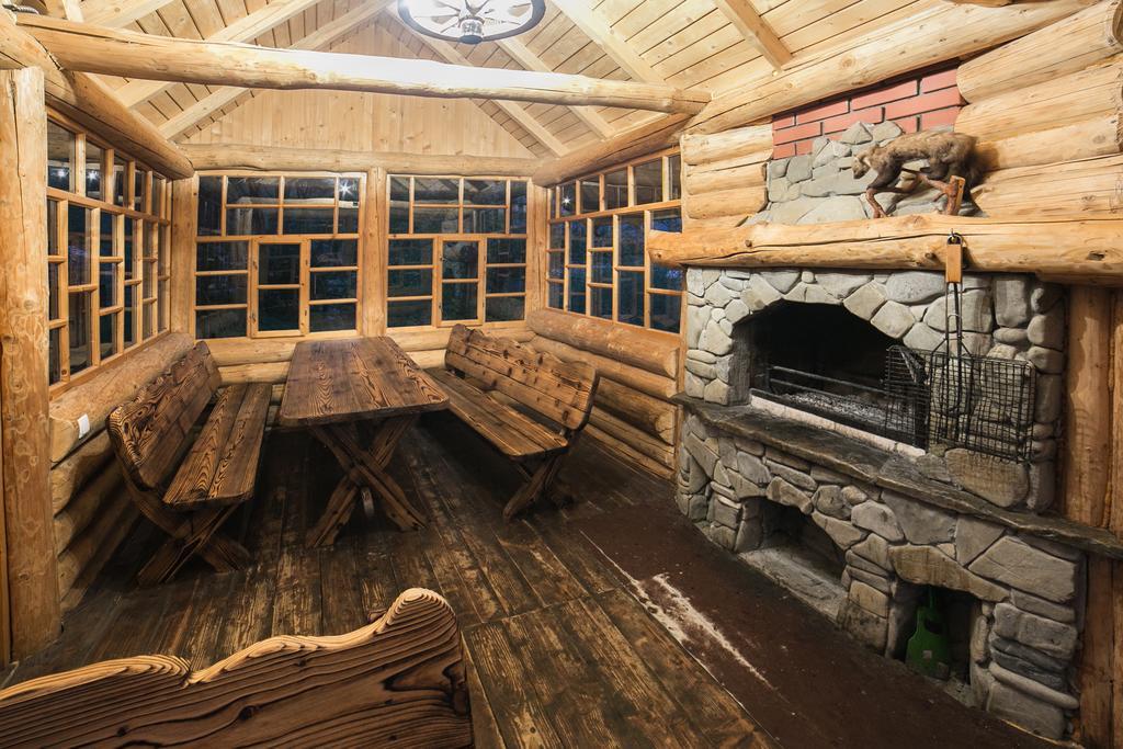 Bozhena Hotel Mykulychyn Buitenkant foto