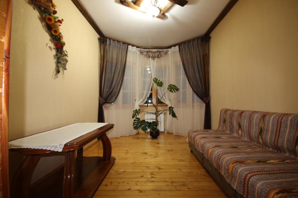 Bozhena Hotel Mykulychyn Buitenkant foto